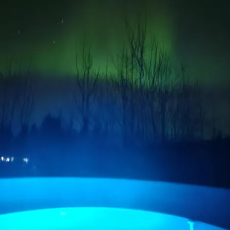 Lykke House Hot Tub, Grill Hut Northern Lights *